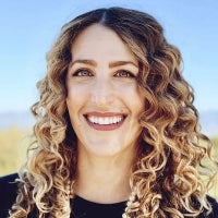 Jessica Richter Headshot